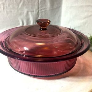 - Vintage Corning Vision-cranberry casserole with lid. 1 quart